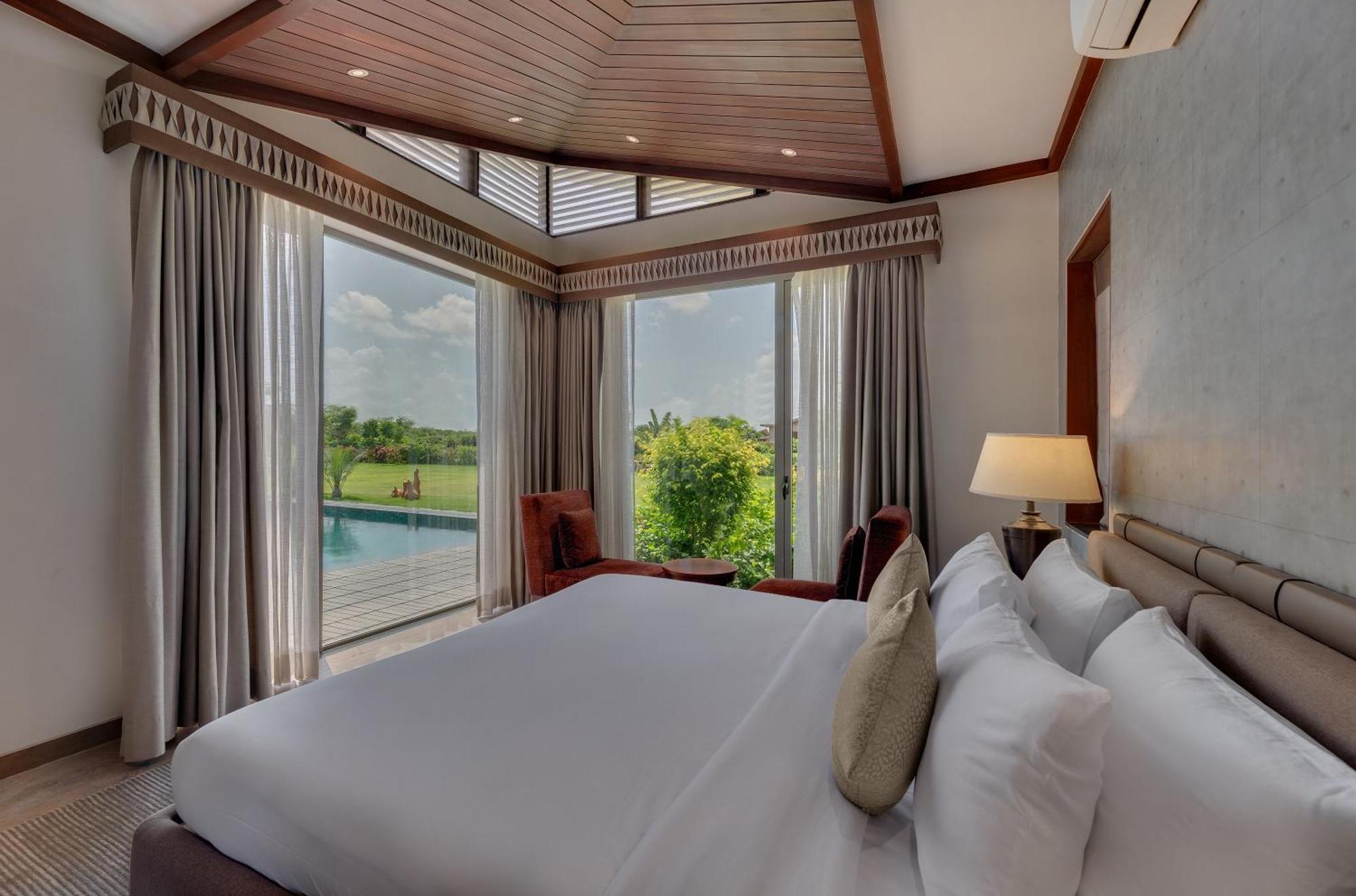 The Fern Royal Farm Resort, Anjar Экстерьер фото
